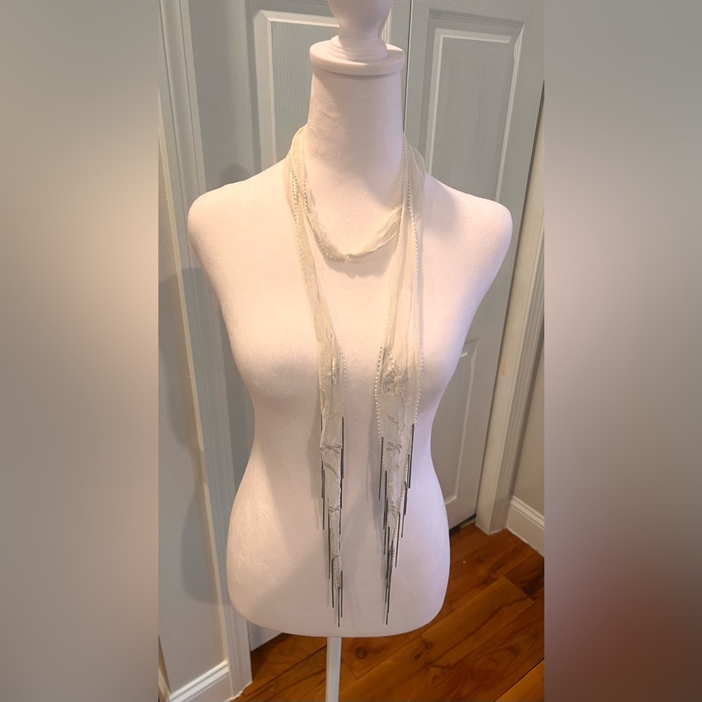 Chan Luu fringe skinny scarf | white - Picture 8 of 8